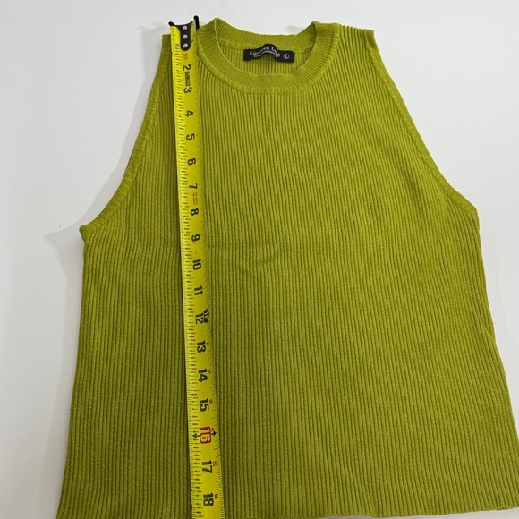Emerson Lang Vibrant Lime Sleeveless Knit Top - Picture 6 of 6